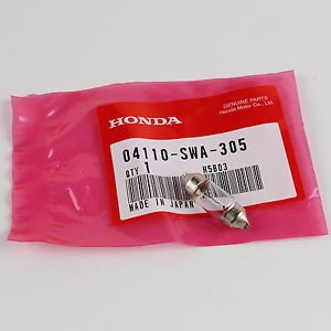 Крушка за плафон T10 X 31 (8W) Honda 04110-SWA-305