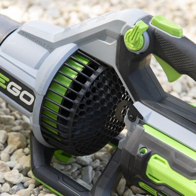 Акумулаторна духалка въздушна метла 1045м³/час EGO LB6150E